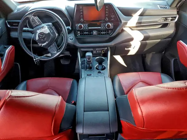 5TDLZRAH1MS062358 2021 TOYOTA HIGHLANDER - Image 8