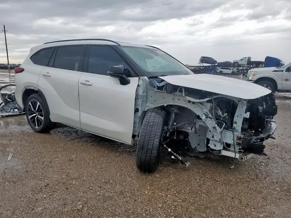 2021 TOYOTA HIGHLANDER COPART lot 60562225 auction photo 4