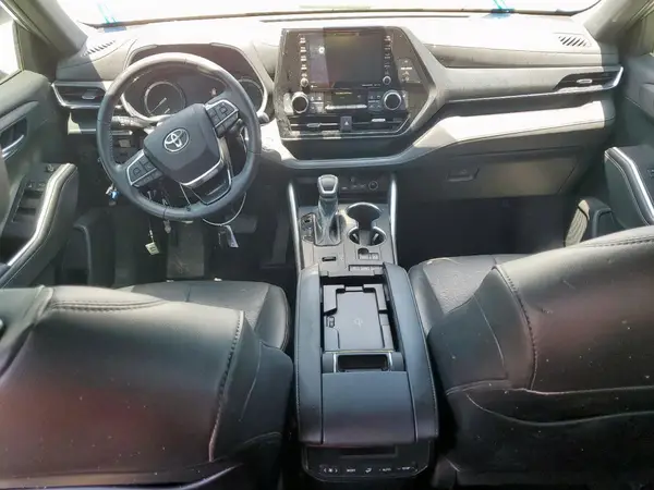 5TDLZRAH3MS089965 2021 TOYOTA HIGHLANDER - Image 8