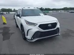5TDLZRAH3NS131035 2022 TOYOTA HIGHLANDER