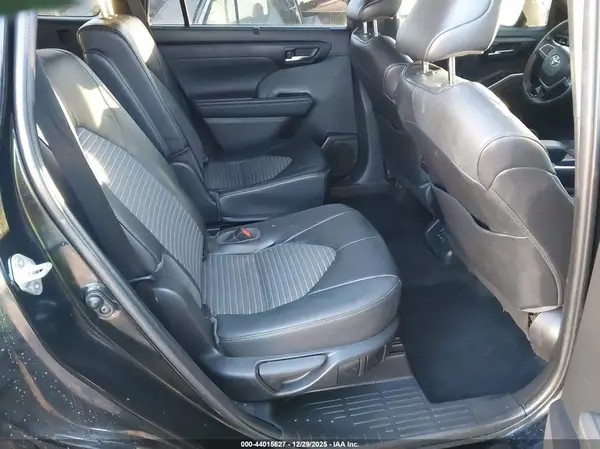 5TDLZRAH3NS134856 2022 TOYOTA HIGHLANDER - Image 8