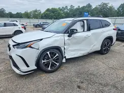 5TDLZRAH4NS110677 2022 TOYOTA HIGHLANDER