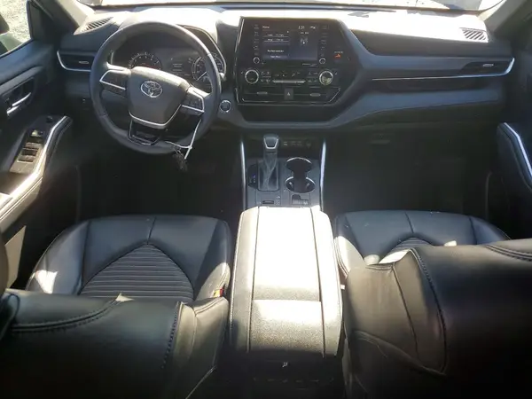 5TDLZRAH4NS134767 2022 TOYOTA HIGHLANDER - Image 8