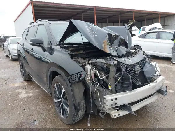5TDLZRAH5MS039469 2021 TOYOTA HIGHLANDER - Image 1
