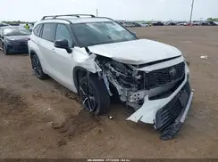 5TDLZRAH5MS072438 2021 TOYOTA HIGHLANDER