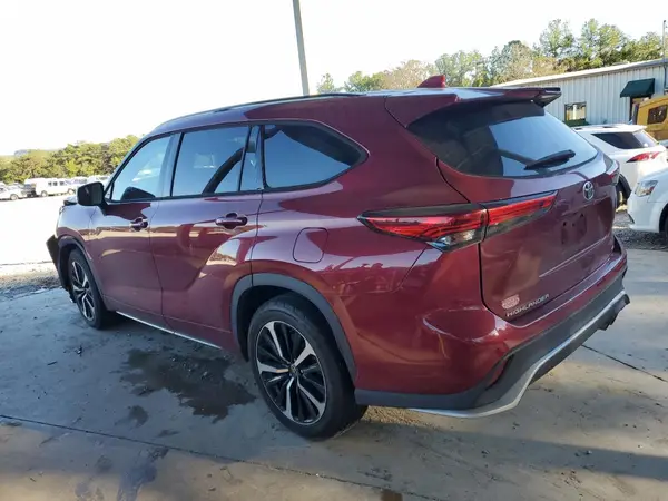 5TDLZRAH6MS082802 2021 TOYOTA HIGHLANDER - Image 2