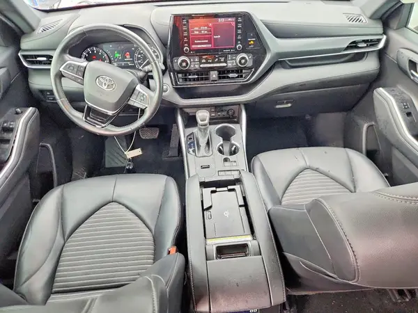 5TDLZRAH6MS085716 2021 TOYOTA HIGHLANDER - Image 8