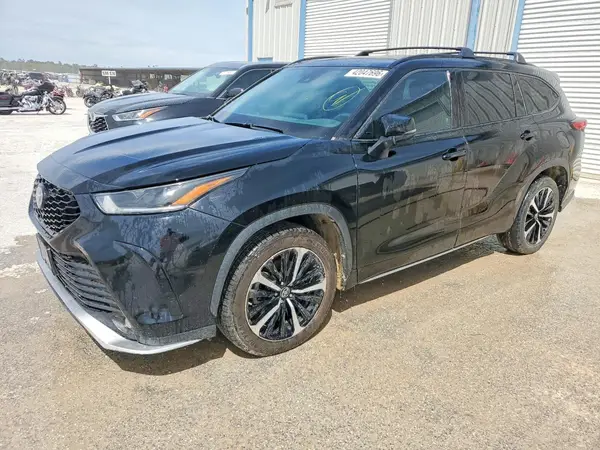 5TDLZRAH7MS052563 2021 TOYOTA HIGHLANDER - Image 1