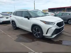 5TDLZRAH7MS056774 2021 TOYOTA HIGHLANDER