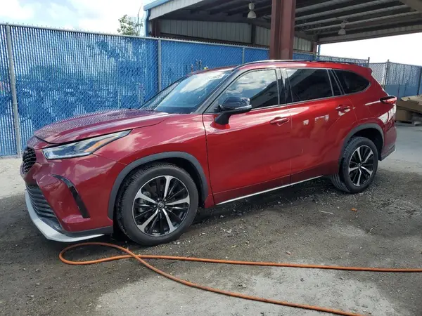 5TDLZRAH7NS131474 2022 TOYOTA HIGHLANDER - Image 1