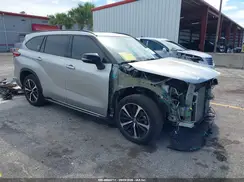 5TDLZRAH8NS123478 2022 TOYOTA HIGHLANDER