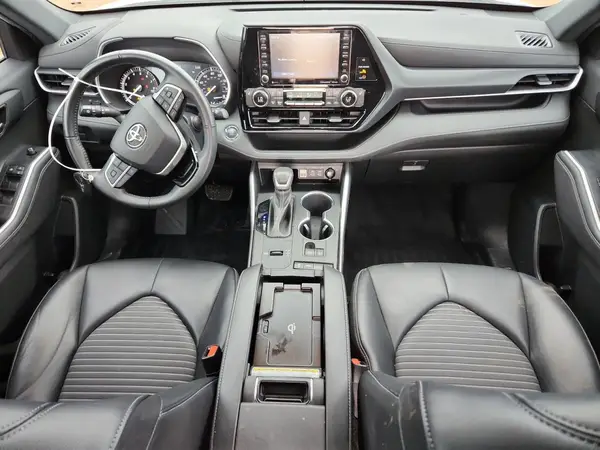 5TDLZRAH8NS124162 2022 TOYOTA HIGHLANDER - Image 8