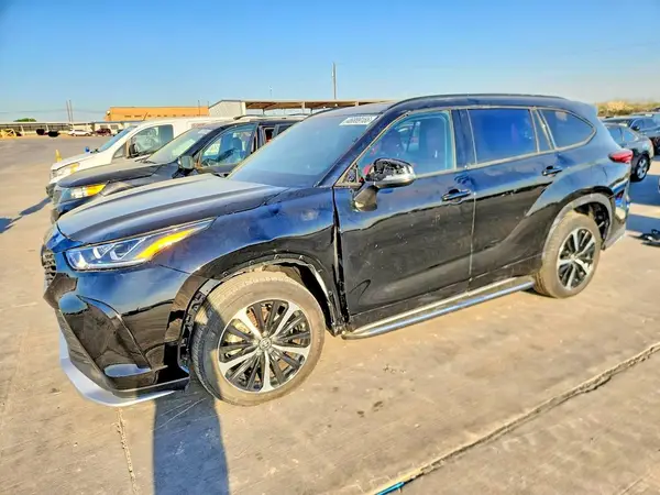 5TDLZRAH9NS134179 2022 TOYOTA HIGHLANDER - Image 1