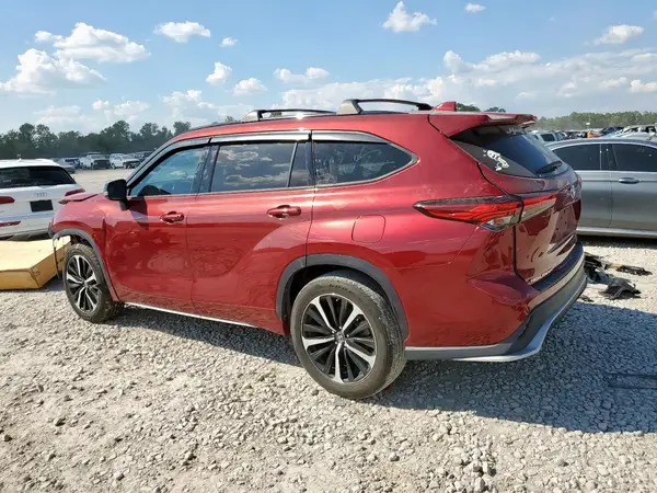 5TDLZRAHXNS110215 2022 TOYOTA HIGHLANDER - Image 2