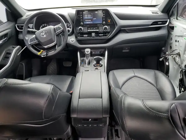 5TDLZRAHXNS123496 2022 TOYOTA HIGHLANDER - Image 8