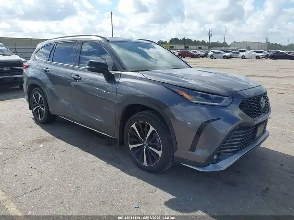 5TDLZRAHXNS131694 2022 TOYOTA HIGHLANDER - Image 1