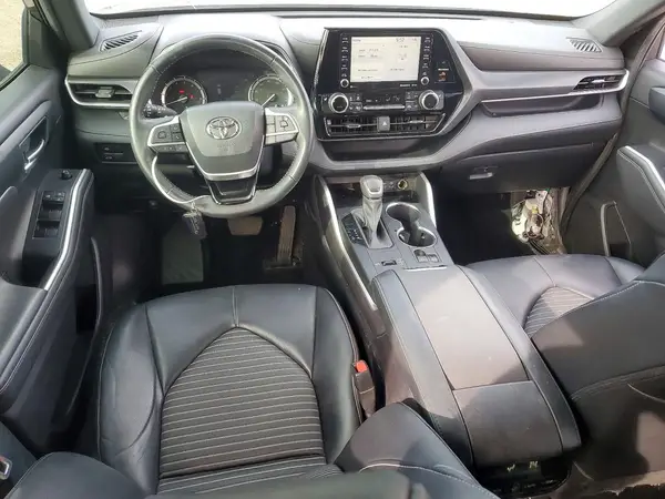 5TDLZRAHXNS139827 2022 TOYOTA HIGHLANDER - Image 8