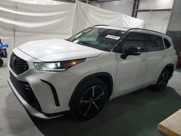 5TDLZRBH0MS061538 2021 TOYOTA HIGHLANDER - Image 1