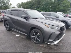 5TDLZRBH0MS080638 2021 TOYOTA HIGHLANDER
