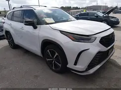 5TDLZRBH0NS180188 2022 TOYOTA HIGHLANDER