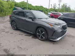 5TDLZRBH0NS220138 2022 TOYOTA HIGHLANDER