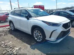 5TDLZRBH0NS235559 2022 TOYOTA HIGHLANDER