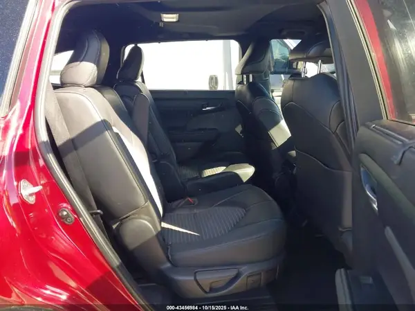 5TDLZRBH0NS251910 2022 TOYOTA HIGHLANDER - Image 8