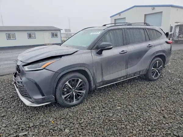 5TDLZRBH0NS256346 2022 TOYOTA HIGHLANDER - Image 1