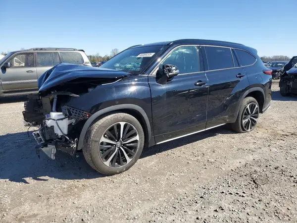 5TDLZRBH1NS219371 2022 TOYOTA HIGHLANDER - Image 1