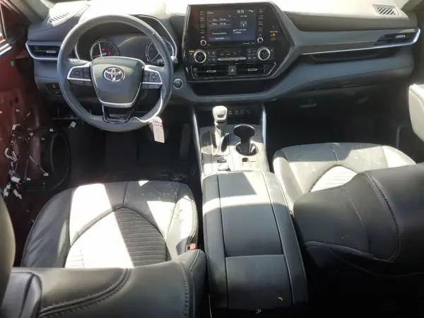 5TDLZRBH1NS239040 2022 TOYOTA HIGHLANDER - Image 8