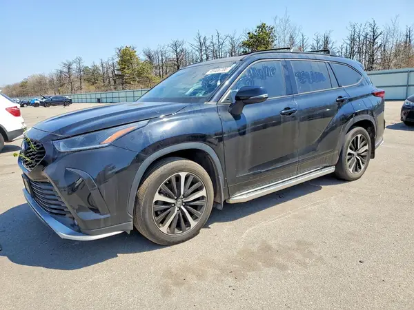 5TDLZRBH1NS242407 2022 TOYOTA HIGHLANDER - Image 1