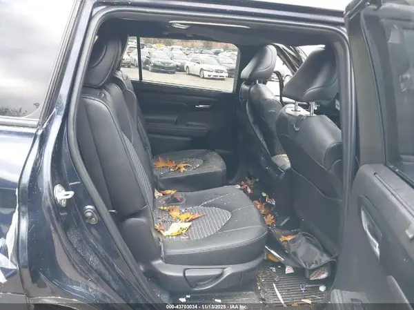 5TDLZRBH1NS246716 2022 TOYOTA HIGHLANDER - Image 8