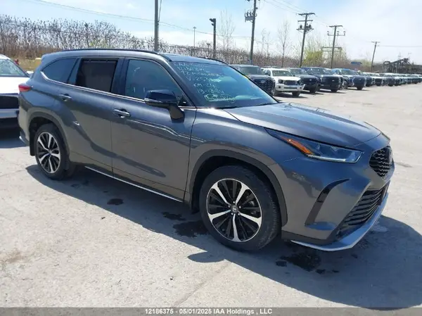5TDLZRBH1NS253911 2022 TOYOTA HIGHLANDER - Image 1