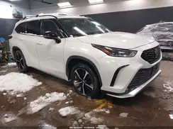 5TDLZRBH2MS099479 2021 TOYOTA HIGHLANDER