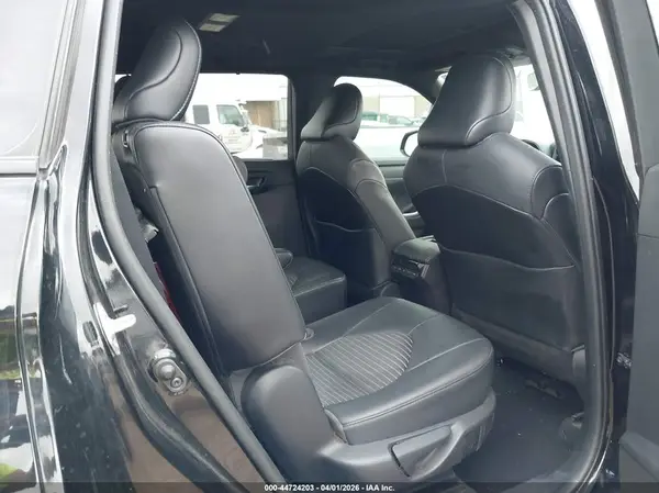5TDLZRBH2MS104471 2021 TOYOTA HIGHLANDER - Image 8