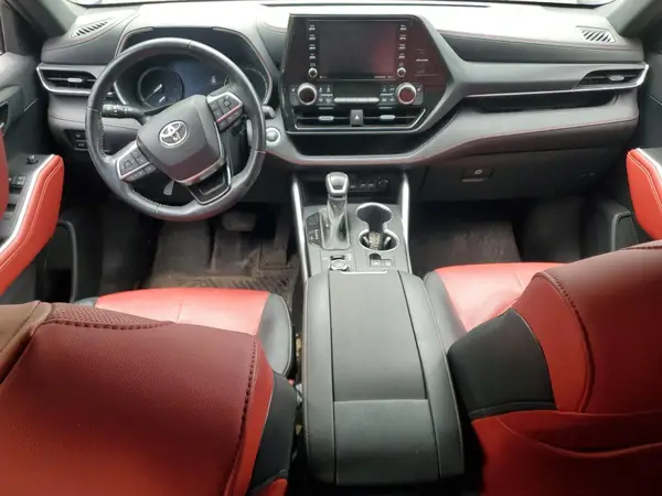 5TDLZRBH2MS123747 2021 TOYOTA HIGHLANDER - Image 8