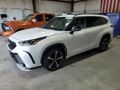 5TDLZRBH3MS056530 2021 TOYOTA HIGHLANDER
