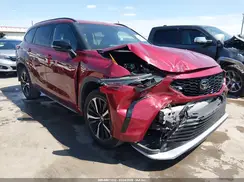 5TDLZRBH3MS057676 2021 TOYOTA HIGHLANDER