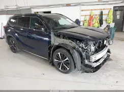 5TDLZRBH3MS065695 2021 TOYOTA HIGHLANDER