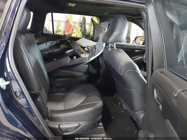 5TDLZRBH3MS065695 2021 TOYOTA HIGHLANDER - Image 8