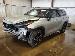 5TDLZRBH3MS138001 2021 TOYOTA HIGHLANDER