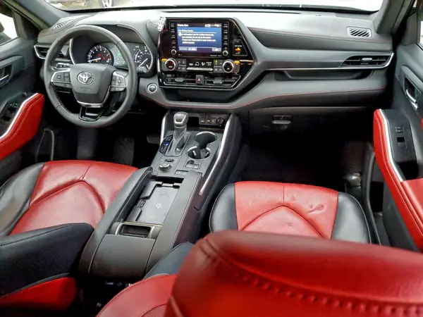 5TDLZRBH3MS157583 2021 TOYOTA HIGHLANDER - Image 8