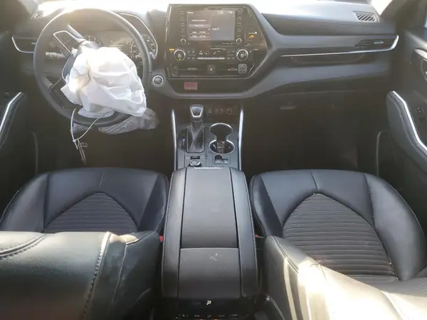 5TDLZRBH3NS243686 2022 TOYOTA HIGHLANDER - Image 8