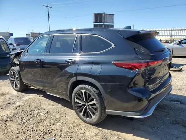 5TDLZRBH4MS100910 2021 TOYOTA HIGHLANDER - Image 2