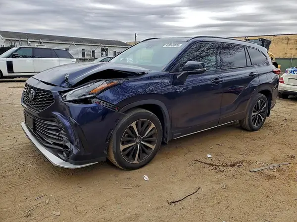5TDLZRBH4MS157978 2021 TOYOTA HIGHLANDER - Image 1