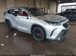 5TDLZRBH4NS173454 2022 TOYOTA HIGHLANDER
