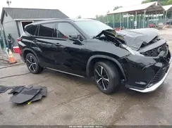 5TDLZRBH4NS176905 2022 TOYOTA HIGHLANDER