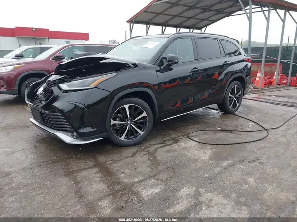 5TDLZRBH4NS176905 2022 TOYOTA HIGHLANDER - Image 2
