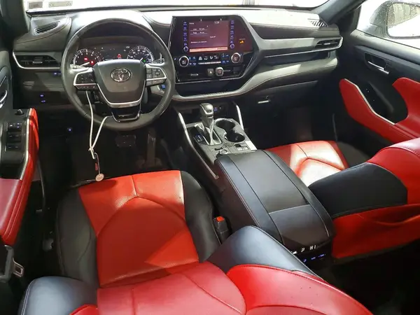 5TDLZRBH4NS251179 2022 TOYOTA HIGHLANDER - Image 8