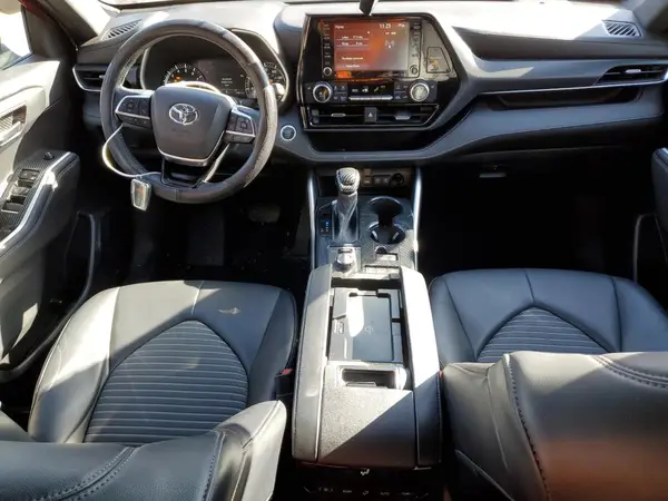 5TDLZRBH5MS152353 2021 TOYOTA HIGHLANDER - Image 8